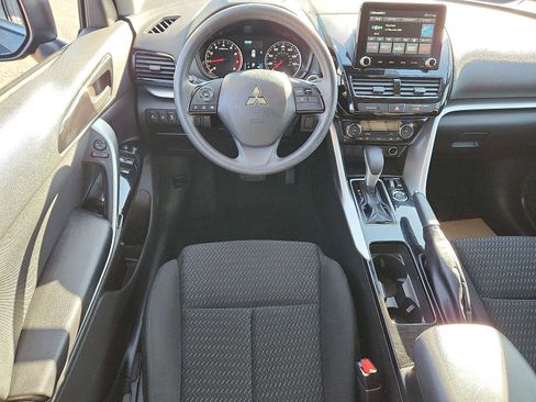 Used 2024 Mitsubishi Eclipse Cross LE image 11