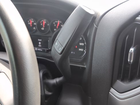 Used 2021 Chevrolet Silverado 1500 Custom image 25