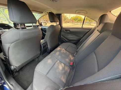 Used 2022 Toyota Corolla LE FWD image 19