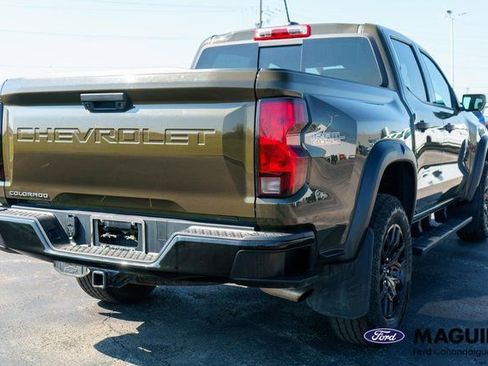 Used 2024 Chevrolet Colorado Trail Boss w/ Advanced Trailering Package AWD/4WD image 6