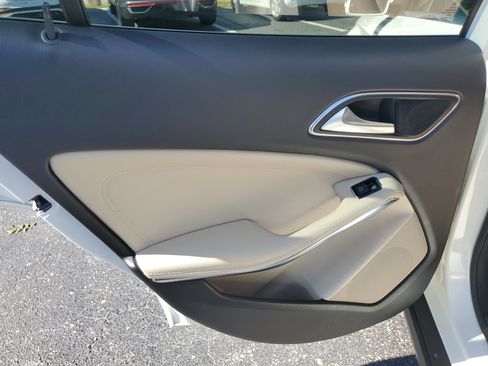 Used 2019 Mercedes-Benz GLA 250 image 19