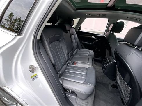 Used 2021 Audi Q5 2.0T Premium Plus AWD/4WD image 22