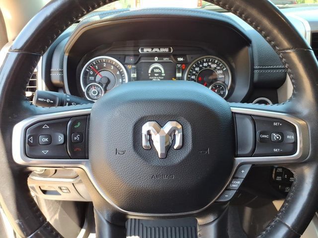 Used 2022 RAM 1500 Laramie AWD/4WD image 16