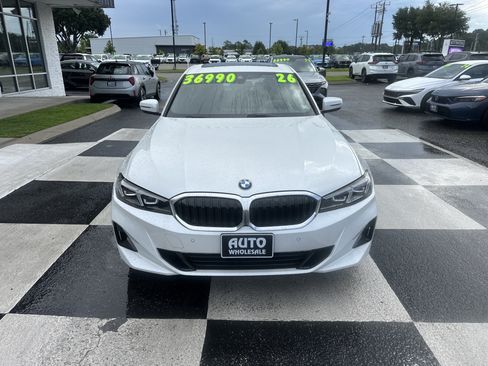 Used 2026 BMW 330i xDrive Sedan AWD/4WD image 2