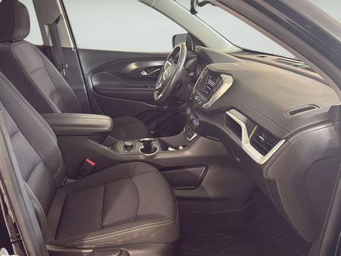 Used 2023 GMC Terrain SLE w/ Driver Convenience Package AWD/4WD image 16