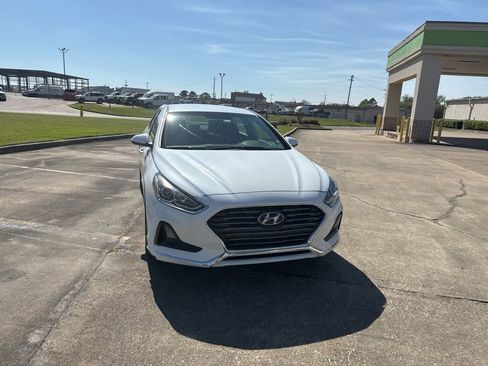 Used 2019 Hyundai Sonata SE image 3