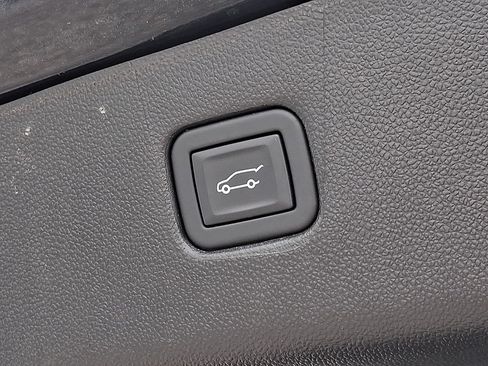 Used 2023 Chevrolet Blazer LT w/ Convenience Package AWD/4WD image 30