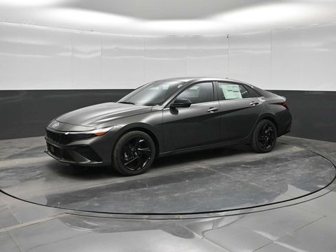 New 2026 Hyundai Elantra SEL Sport Premium FWD image 1