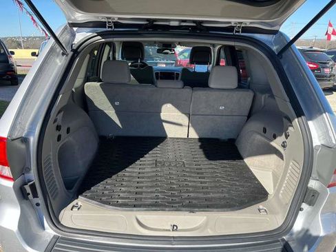 Used 2013 Jeep Grand Cherokee Laredo w/ Laredo E Group image 11