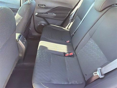 Used 2024 Nissan Kicks SV image 19