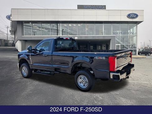 Certified 2024 Ford F250 XL w/ Snow Plow/Camper Package AWD/4WD image 6