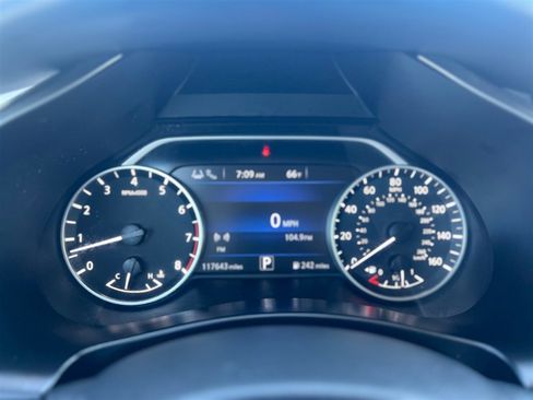 Used 2021 Nissan Murano S image 19