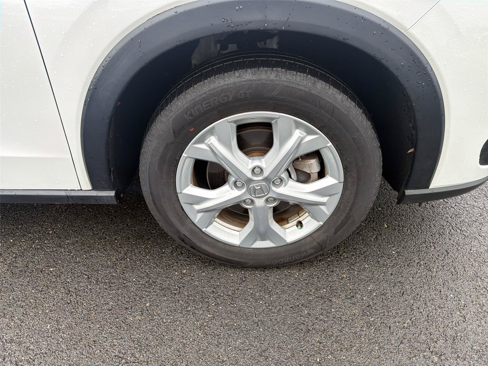 Certified 2024 Honda HR-V LX image 32
