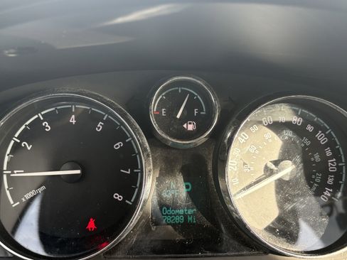 Used 2014 Chevrolet Captiva Sport LT w/ Convenience Package image 11