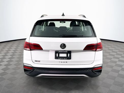 Used 2024 Volkswagen Taos S FWD image 8