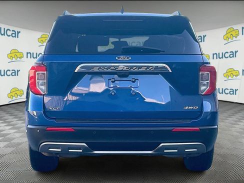 Used 2023 Ford Explorer XLT w/ Equipment Group 202A image 5
