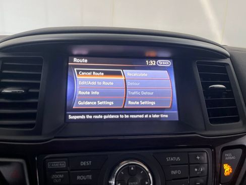 Used 2015 Nissan Pathfinder Platinum FWD image 71