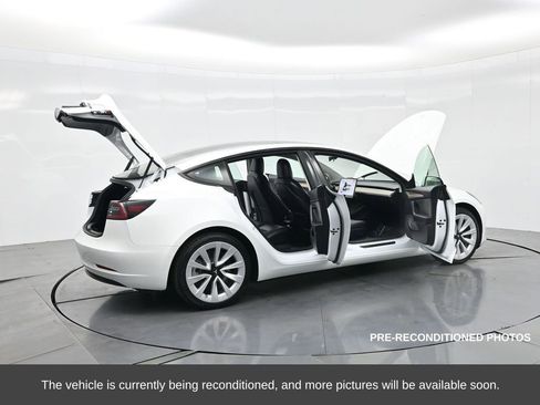 Used 2022 Tesla Model 3 Long Range image 27