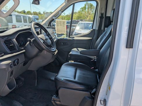 Used 2023 Ford Transit 250 Medium Roof AWD image 14