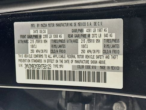 Used 2025 MAZDA CX-30 AWD 2.5 S w/ Preferred Package image 12