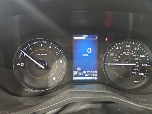 Certified 2023 Subaru Crosstrek 2.0i image 17