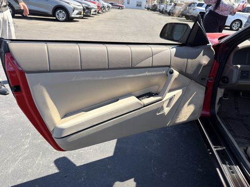 Used 1993 Cadillac Allante FWD image 15