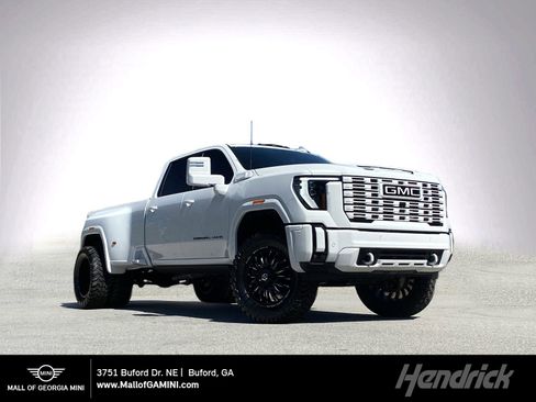 Used 2026 GMC Sierra 3500 Denali w/ Denali Reserve Package image 1