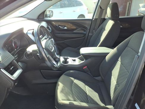 Used 2018 GMC Terrain SLE image 2