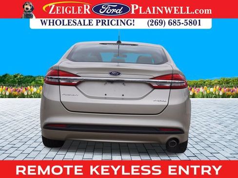 Used 2018 Ford Fusion S image 4