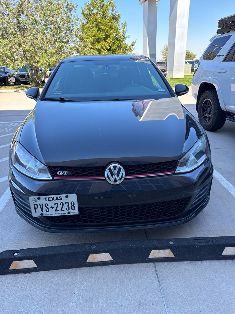 Used 2015 Volkswagen GTI S FWD image 3