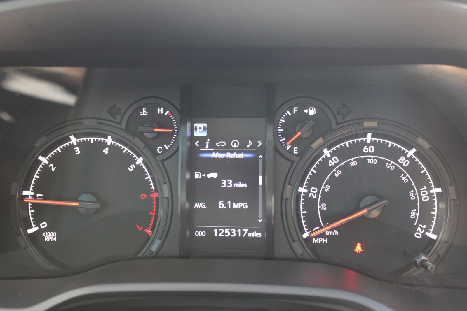 Used 2020 Toyota 4Runner SR5 Premium w/ Moonroof Package RWD image 27