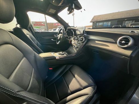 Used 2017 Mercedes-Benz GLC 300 GLC 300 image 28