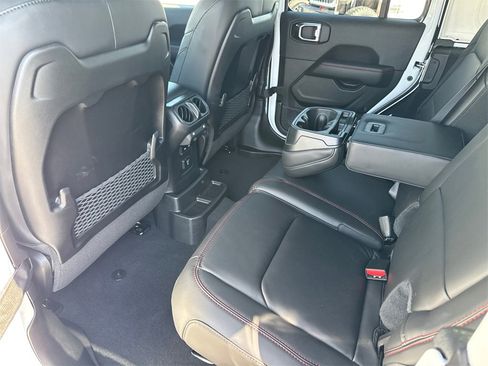 New 2026 Jeep Wrangler Unlimited Rubicon image 19