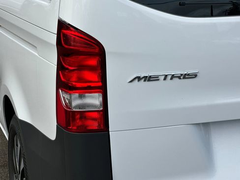 Used 2023 Mercedes-Benz Metris Passenger image 26