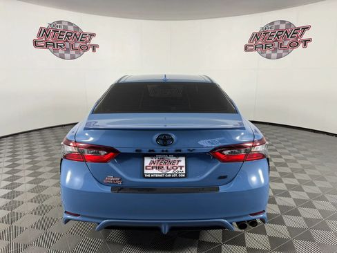 Used 2023 Toyota Camry SE FWD image 6