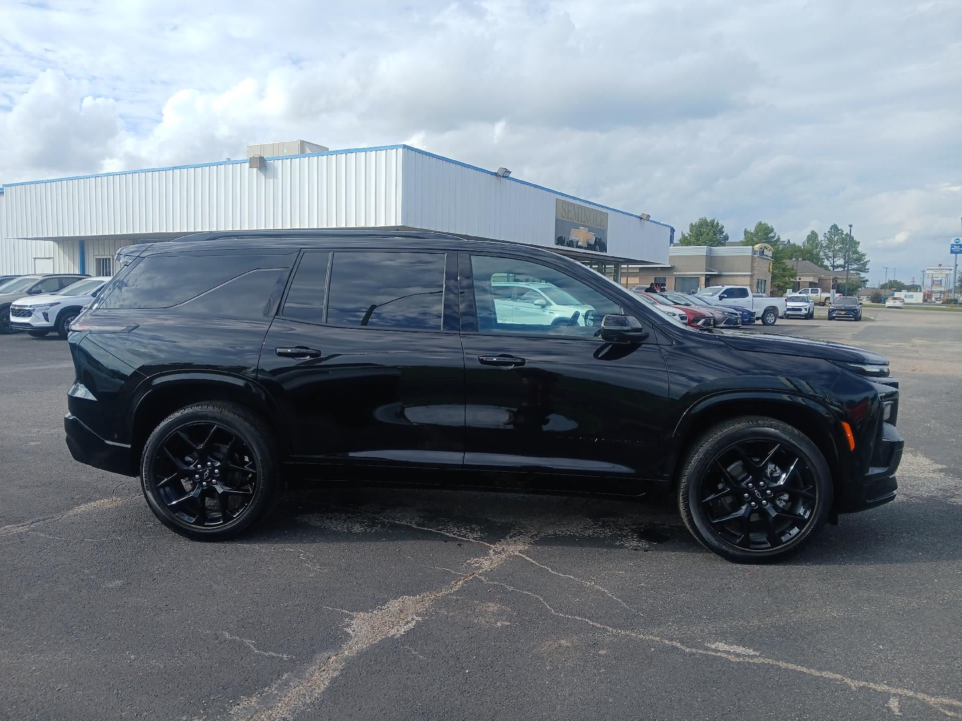 New 2026 Chevrolet Traverse RS FWD image 7