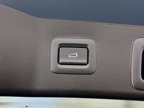 Used 2025 MAZDA CX-5 Carbon Edition image 32