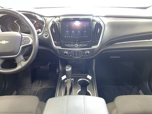 Used 2020 Chevrolet Traverse LT w/ LPO, Floor Liner Package image 11