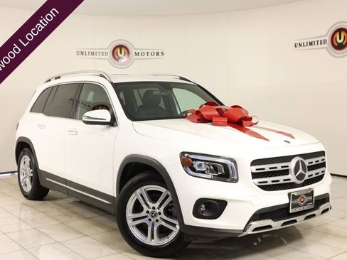 Used 2021 Mercedes-Benz GLB 250 4MATIC image 1