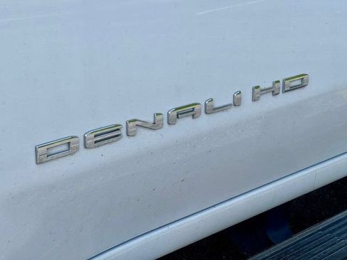 Used 2020 GMC Sierra 2500 Denali w/ Denali Ultimate Package AWD/4WD image 15