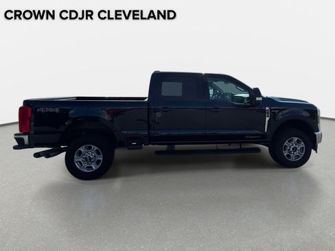Used 2025 Ford F250 XLT AWD/4WD image 17