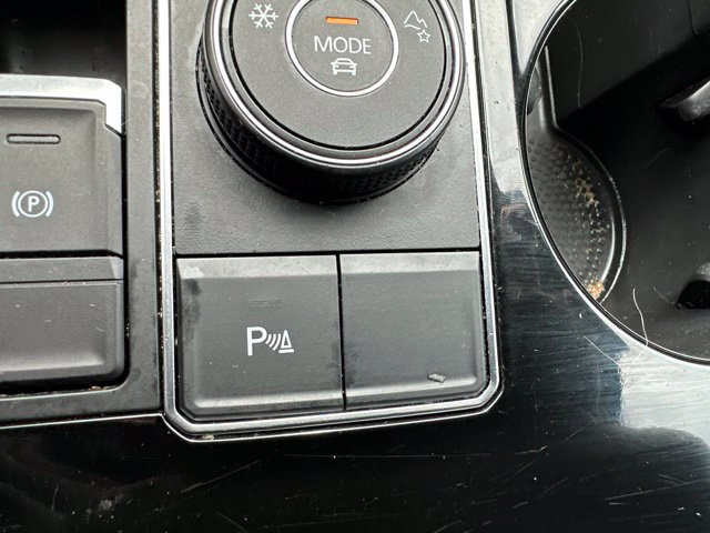 Used 2021 Volkswagen Atlas SEL AWD/4WD image 37