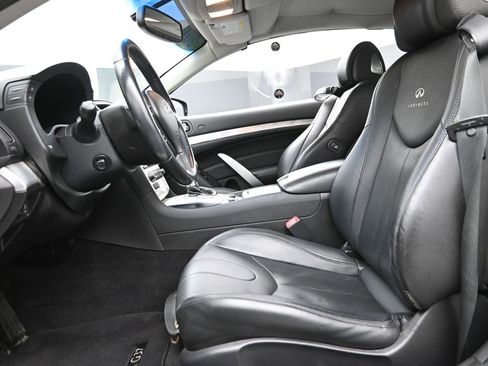 Used 2013 INFINITI G37 Base w/ Premium Pkg image 11