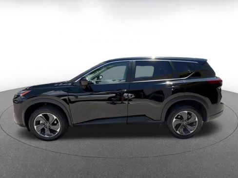 Used 2025 Nissan Rogue SV FWD image 9