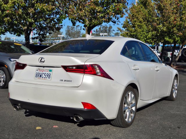Used 2016 Lexus IS 200t RWD image 4