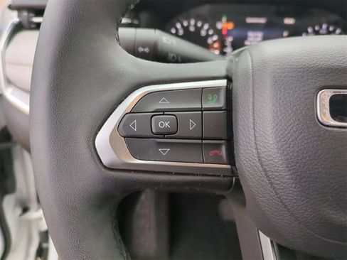 Certified 2024 Jeep Compass Limited image 23