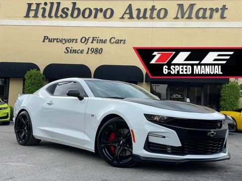 Used 2019 Chevrolet Camaro SS RWD image 1