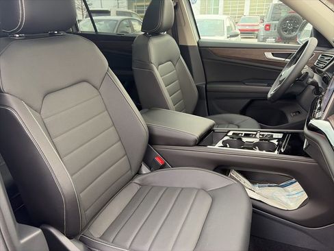 New 2026 Volkswagen Atlas SEL AWD/4WD image 30