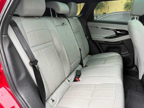 Used 2020 Land Rover Range Rover Evoque S AWD/4WD image 17