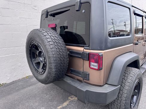 Used 2015 Jeep Wrangler Unlimited Sport w/ Quick Order Package 24S image 7